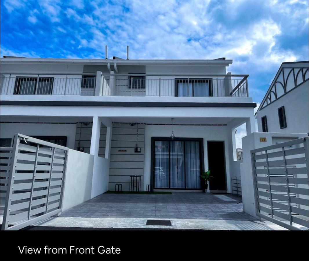 New 2 Storey-Majestic Homestay 3 Min To Night Market ブリンチャン エクステリア 写真